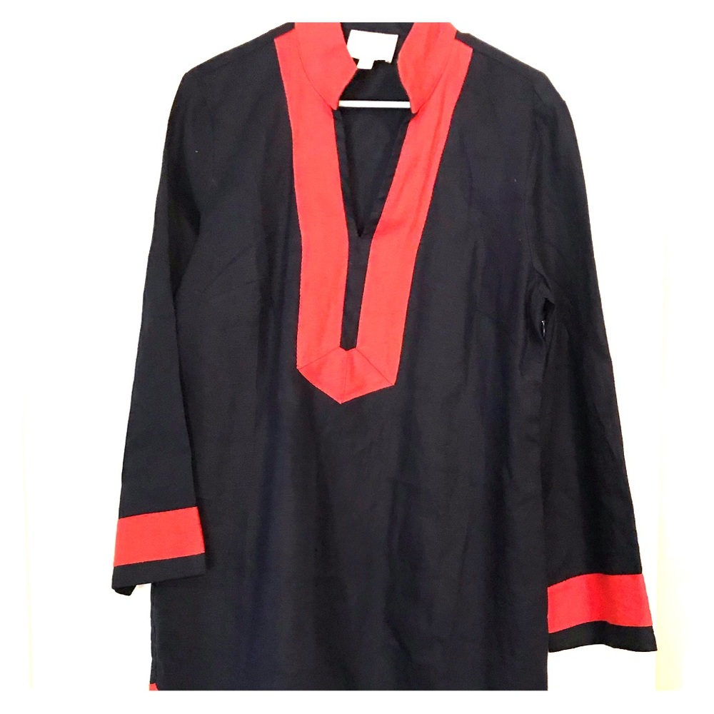 Classic and timeless STS tunic